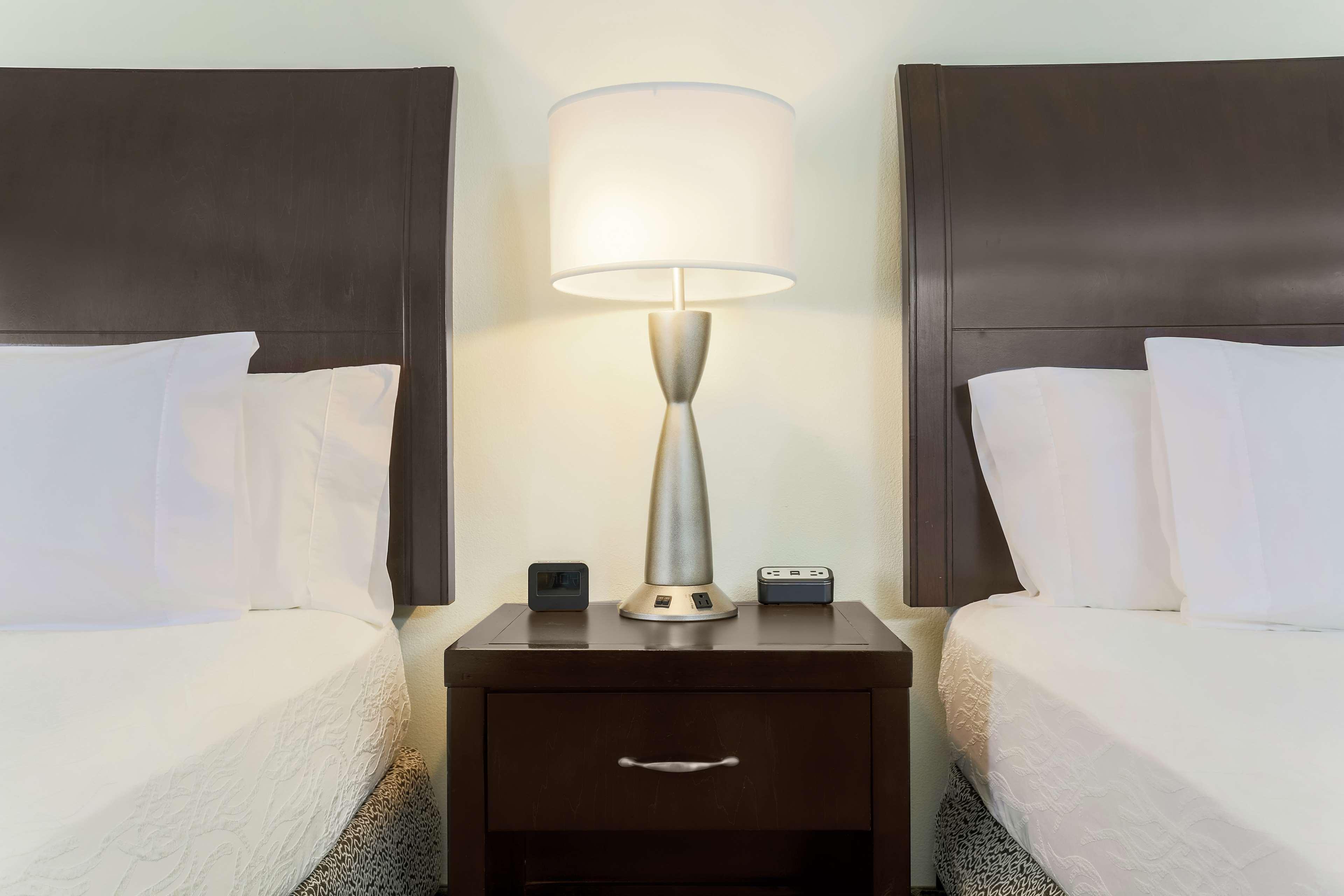 Hilton Garden Inn Dallas Lewisville Kültér fotó