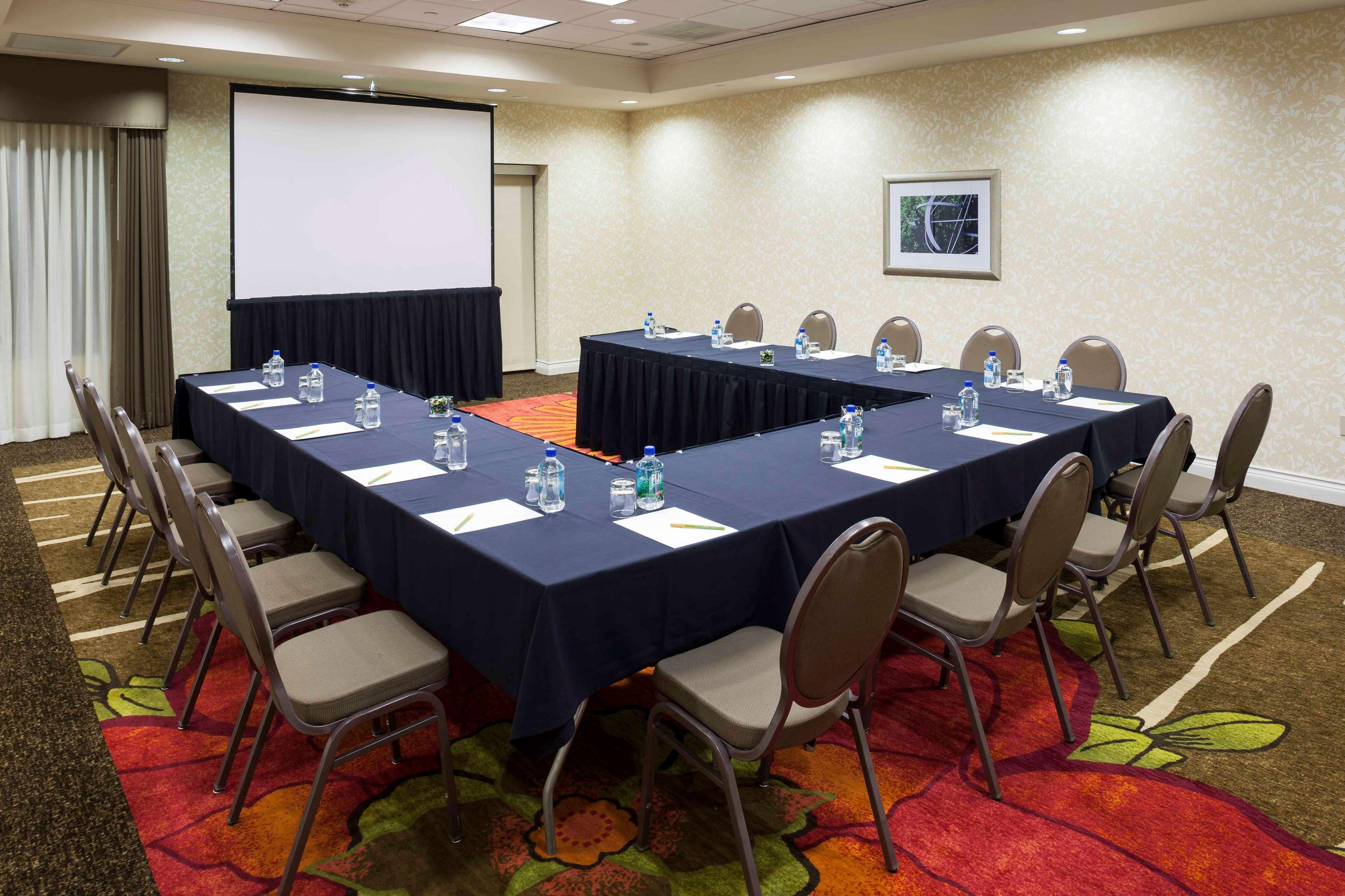 Hilton Garden Inn Dallas Lewisville Kültér fotó